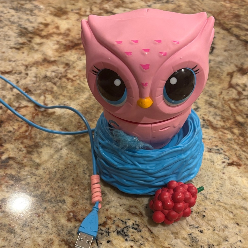 Flying Owl USB Humidifier with Blue Base